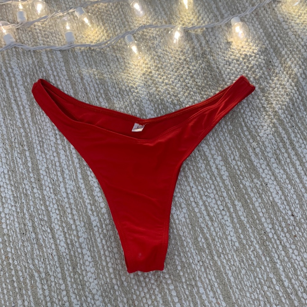 4 shein swim bottoms - Picture 5 of 5